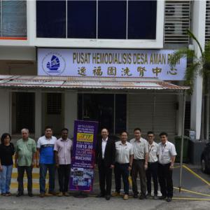 TTF从每个购买的DIY机架中捐助RM10.00给Kepong的Pusat hematdialisis Desa Aman Puri